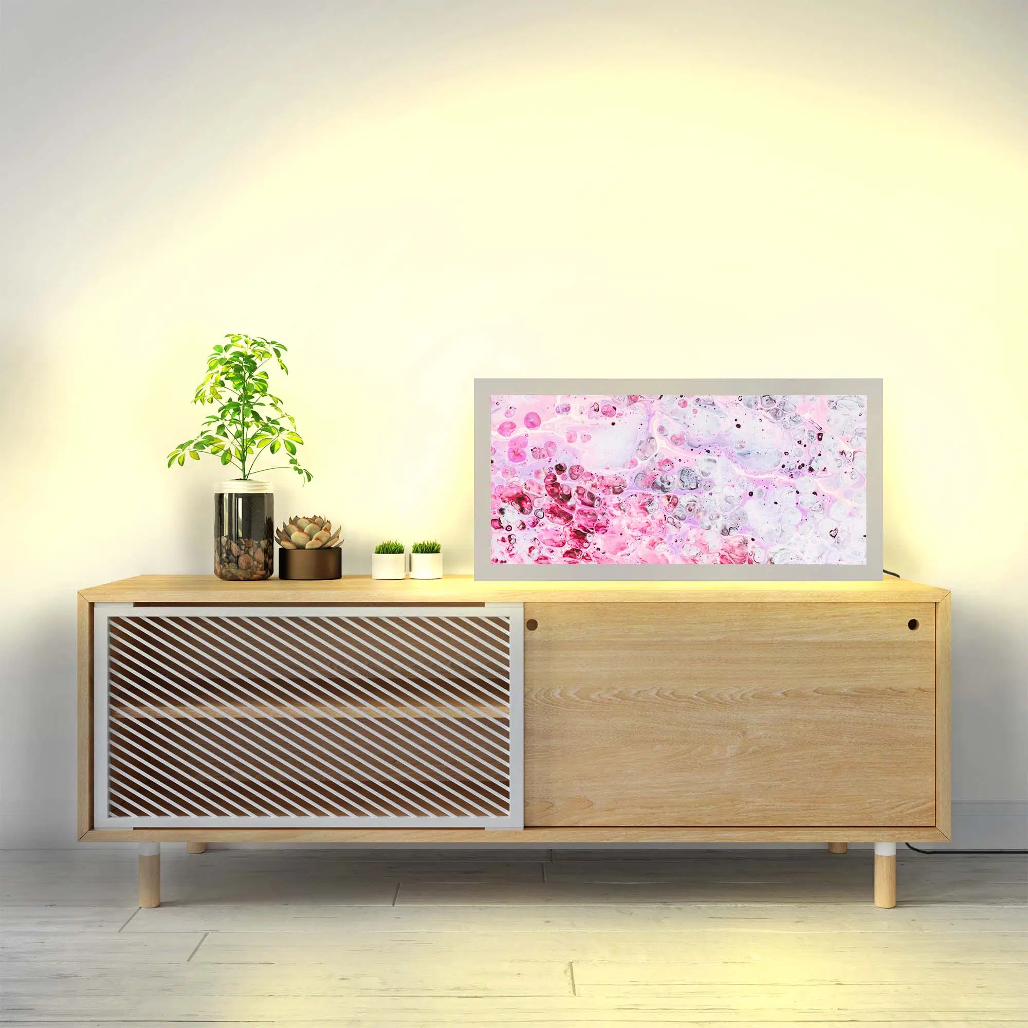 Lampe bulles roses allumée Lampe bulles roses allumée