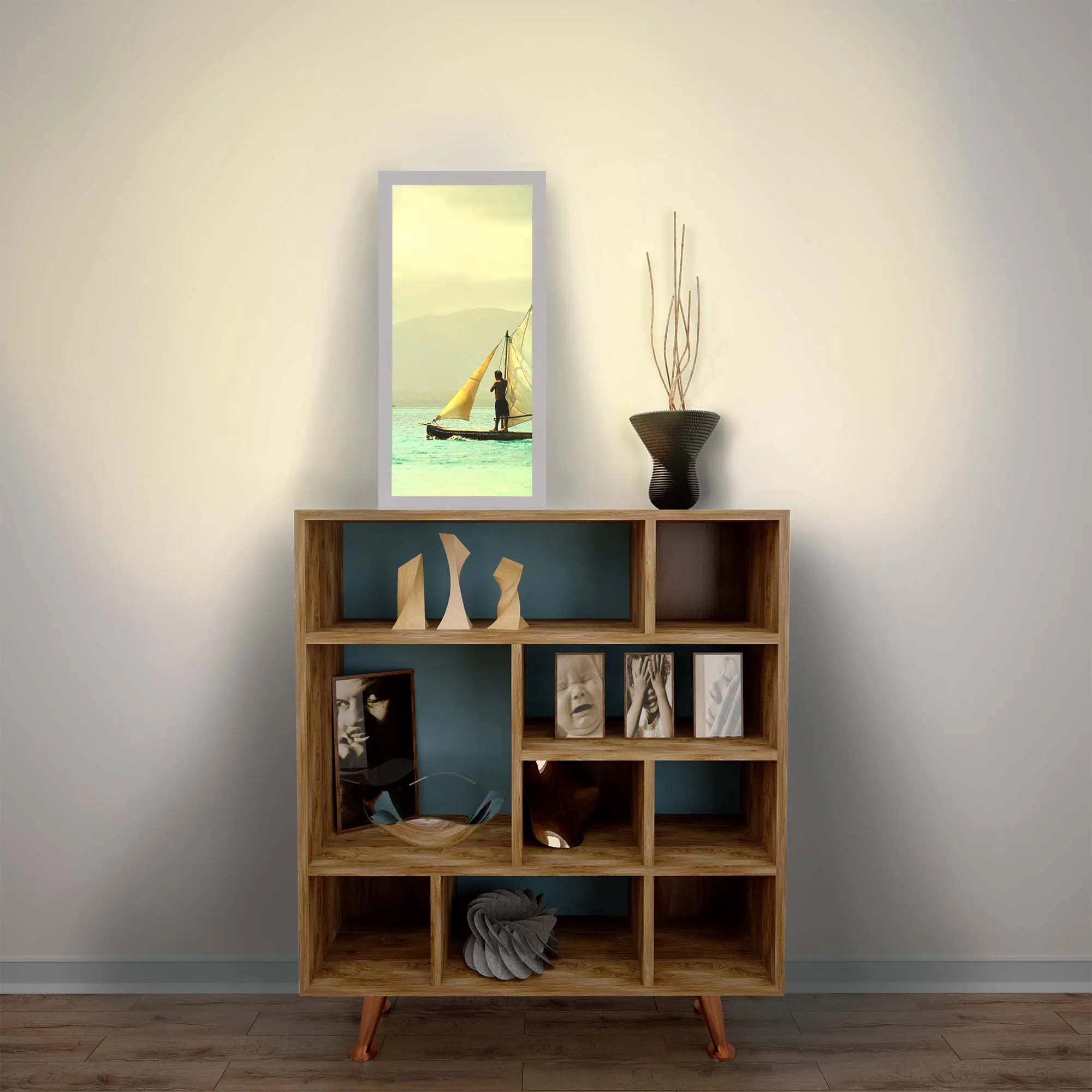 Lampe voilier verticale allumée Lampe voilier verticale allumée