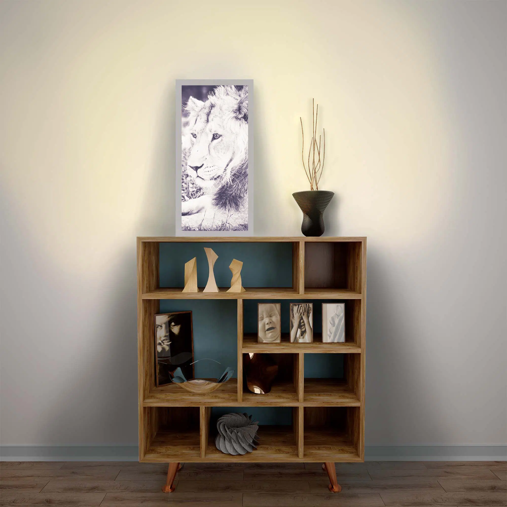 Lampe lion noir et blanc allumée Lampe lion noir et blanc allumée